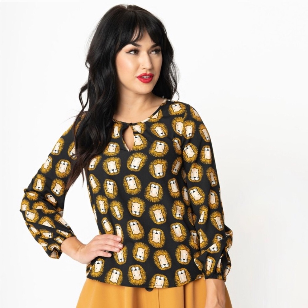 Unique Vintage Black and Gold Lion Print Blouse